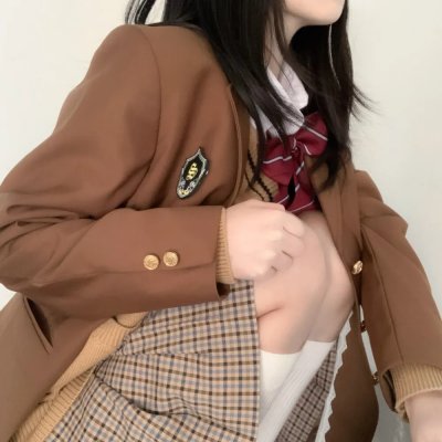 老虎头上结情疤